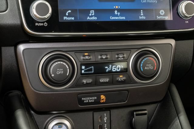 Used 2025 Nissan Leaf S FWD image 21