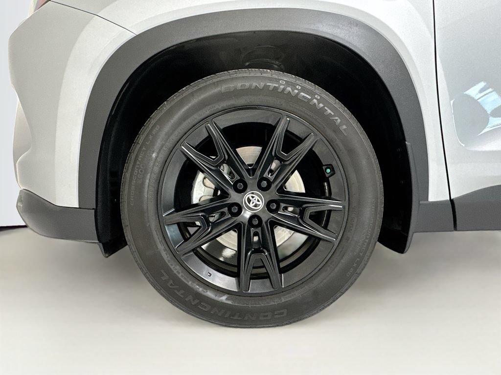 Used 2024 Toyota Grand Highlander AWD image 32