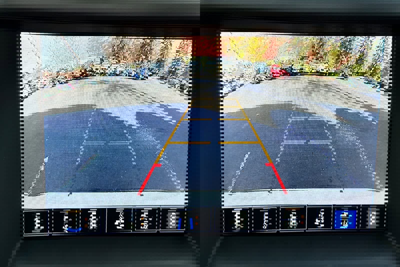 Used 2022 GMC Acadia AT4 w/ Technology Package image 23