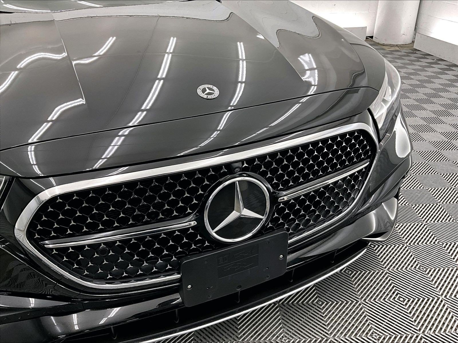 Certified 2025 Mercedes-Benz E 350 4MATIC Sedan image 31