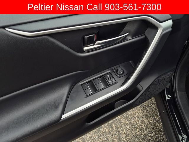 Used 2024 Toyota RAV4 XLE FWD image 22