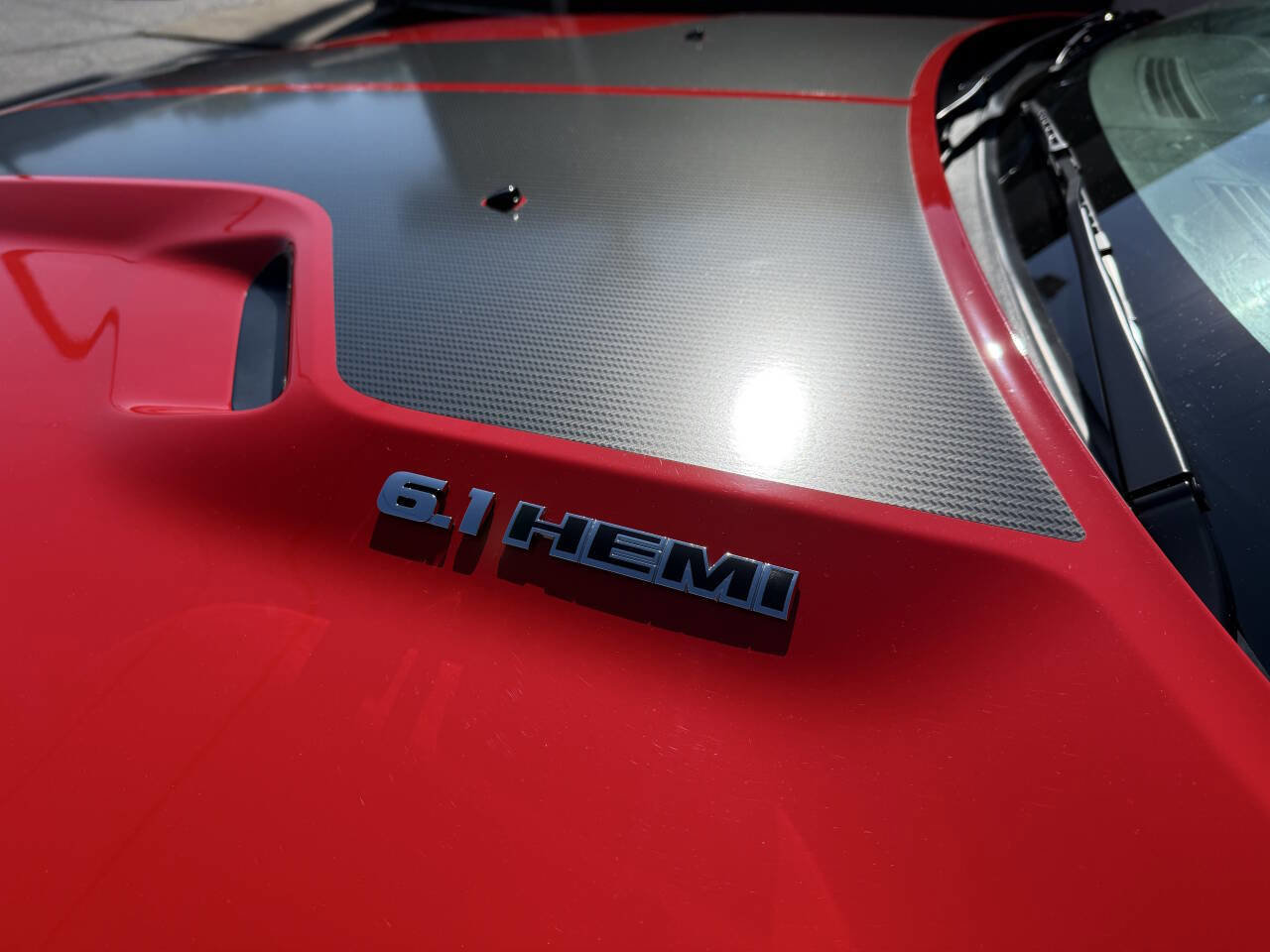 Used 2009 Dodge Challenger SRT8 w/ SRT Option Group II RWD image 25