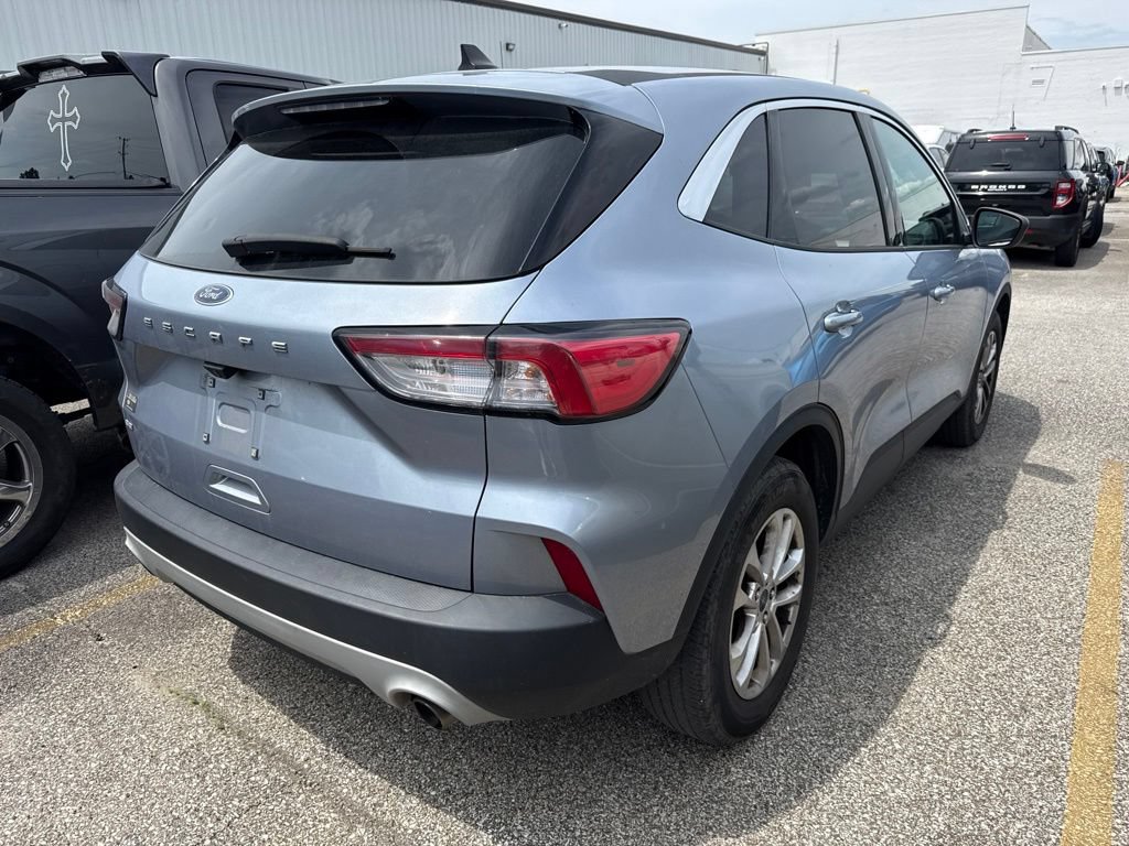 Used 2022 Ford Escape SE w/ Convenience Package FWD image 14