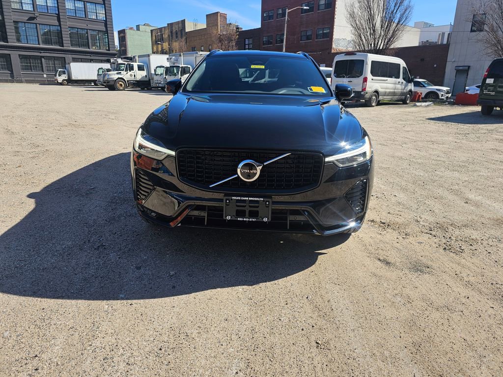 Certified 2024 Volvo XC60 B5 Plus image 6