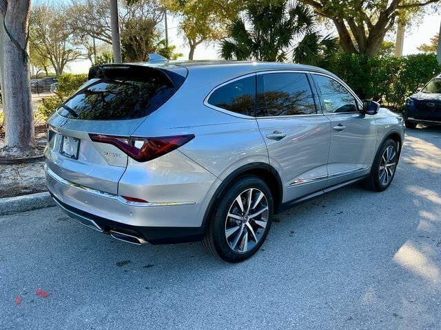 New 2026 Acura MDX w/ Technology Package FWD image 6