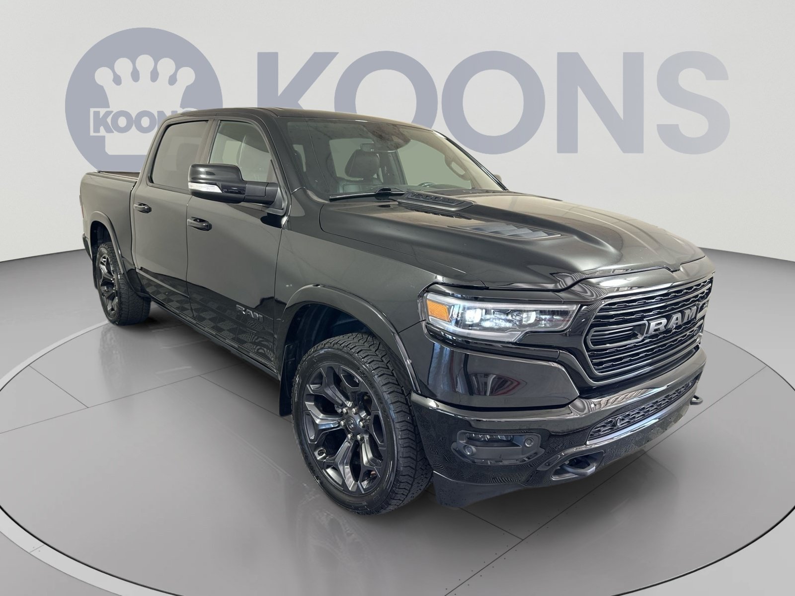 Used 2020 RAM 1500 Limited w/ Black Appearance Package AWD/4WD image 10