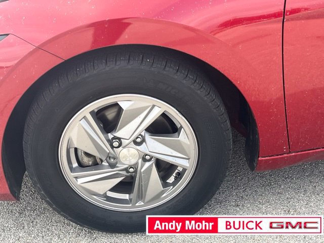 Used 2024 Hyundai Elantra SE FWD image 18