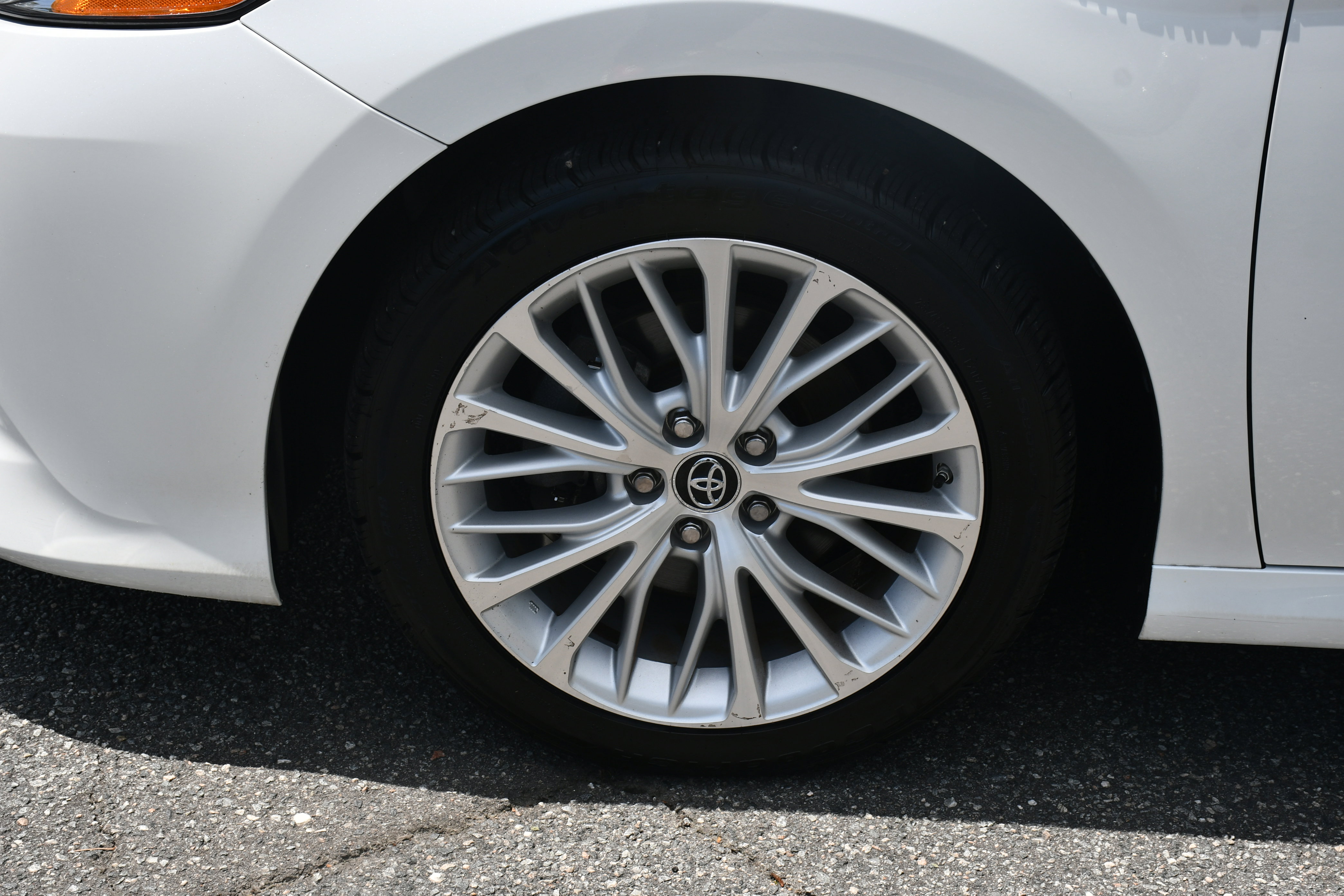 Used 2019 Toyota Camry XLE FWD image 21