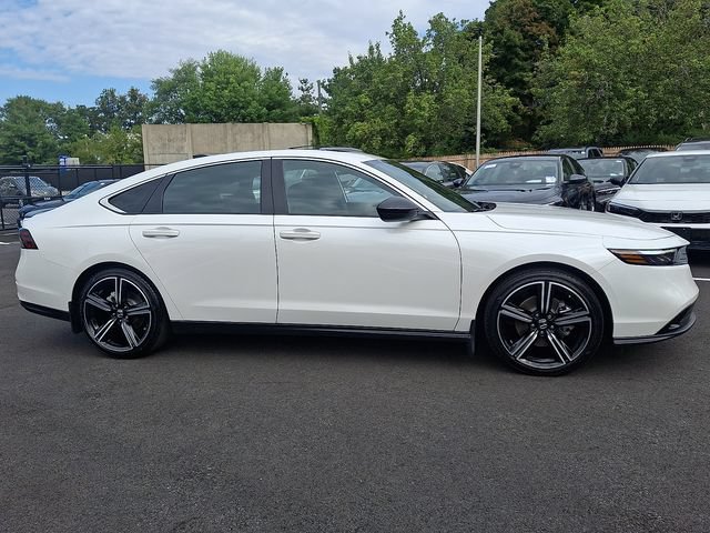 Certified 2025 Honda Accord Sport image 7