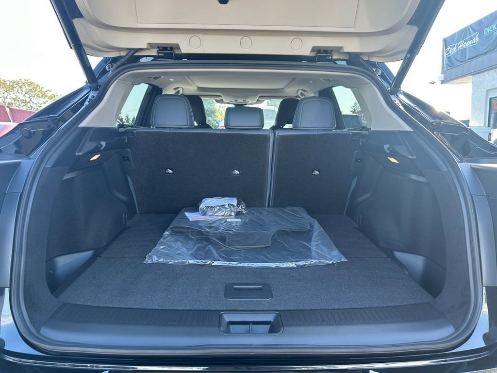 Certified 2025 Nissan Ariya Platinum image 31