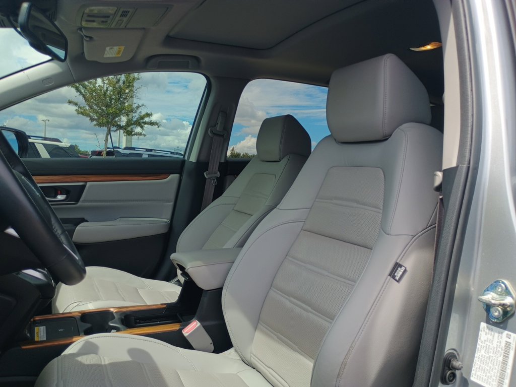 Used 2020 Honda CR-V Touring image 14