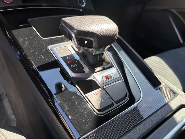 Used 2022 Audi SQ5 Premium w/ Convenience Package image 23