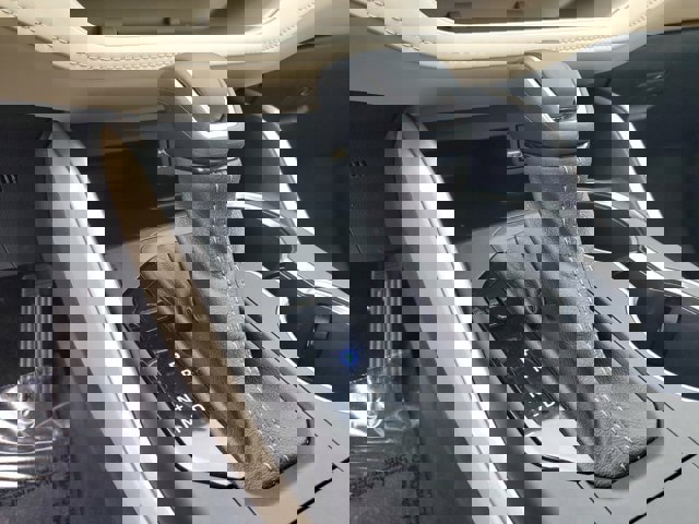 Used 2023 Toyota Highlander XLE image 22