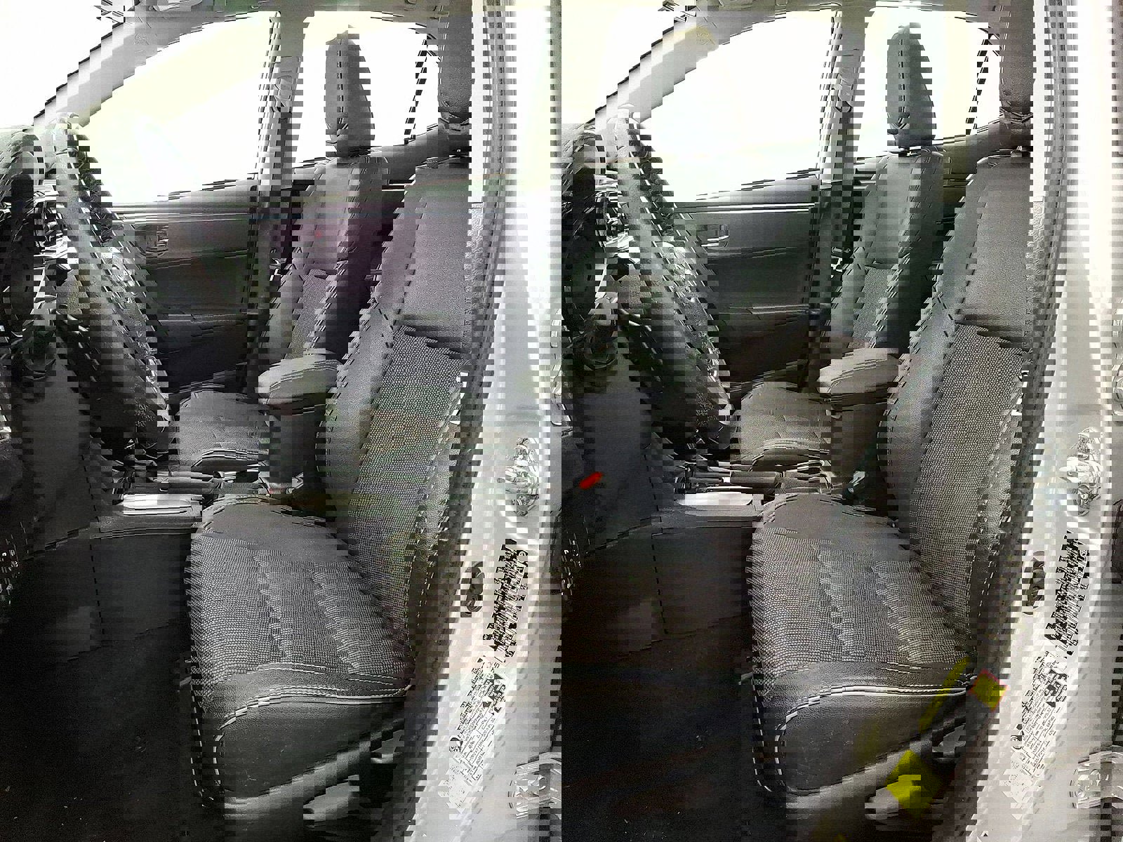 Used 2014 Toyota Corolla S image 11