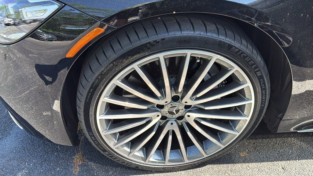 Used 2024 Mercedes-Benz S 580 4MATIC Sedan image 4