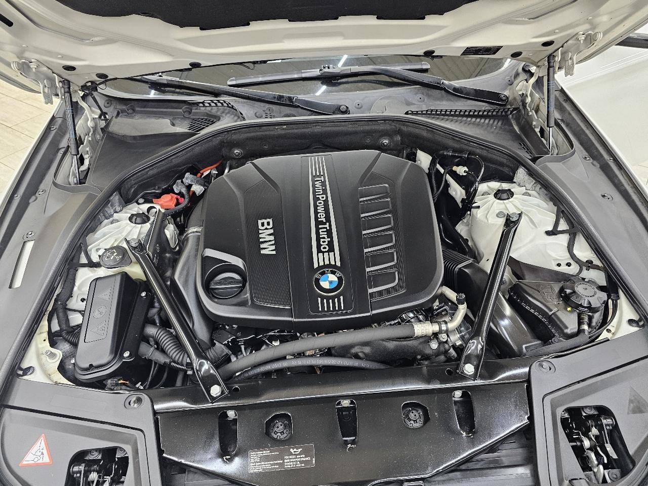 Used 2014 BMW 535d Sedan image 45