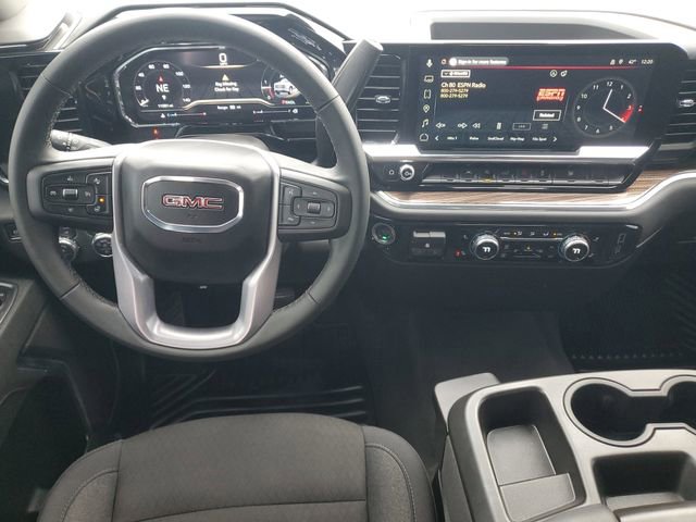 Used 2025 GMC Sierra 1500 Elevation image 12