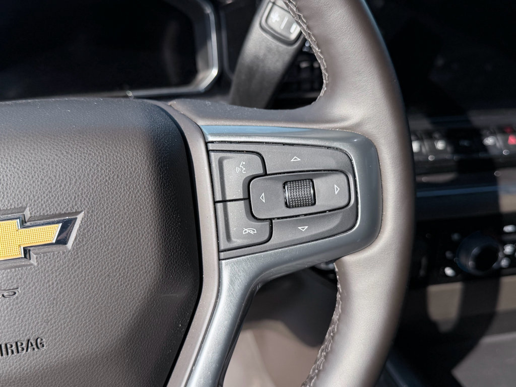 Used 2026 Chevrolet Silverado 2500 LTZ w/ LTZ Premium Package image 16