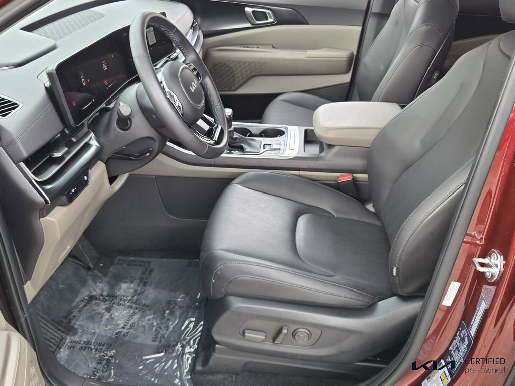 Certified 2026 Kia Carnival image 11