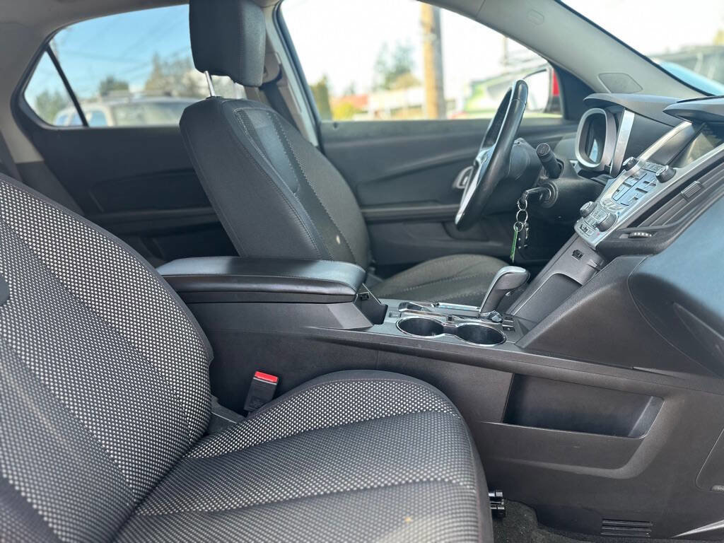 Used 2013 Chevrolet Equinox LT w/ Driver Convenience Package image 24