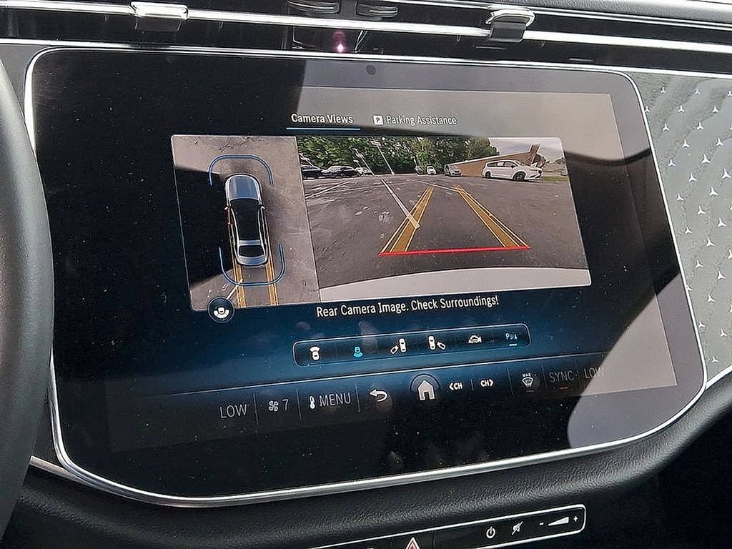 Used 2024 Mercedes-Benz E 350 4MATIC Sedan image 19