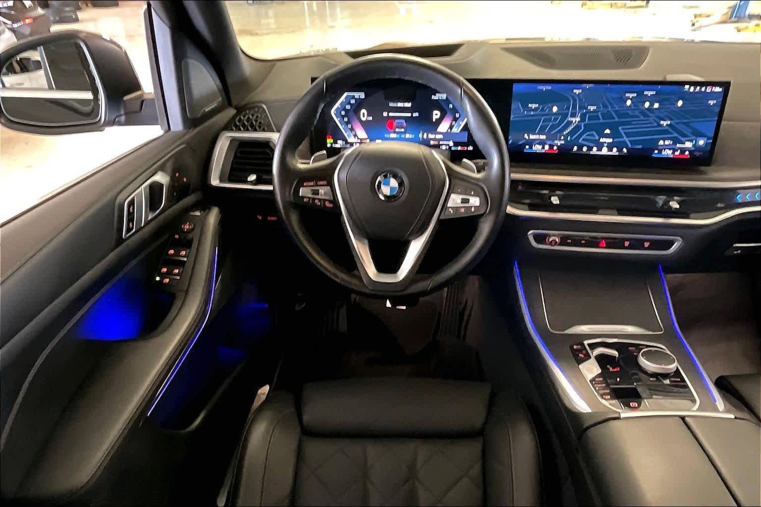 Used 2025 BMW X5 xDrive40i AWD/4WD image 5