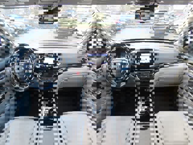 Used 2020 Honda Ridgeline RTL-E image 19