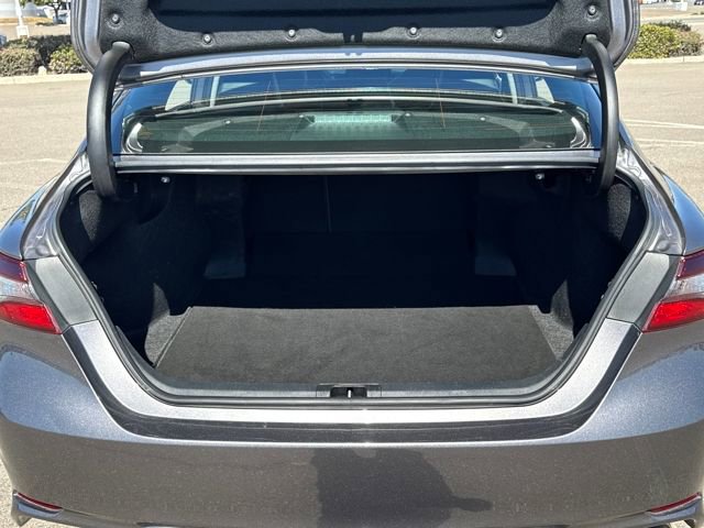 Used 2024 Toyota Camry SE image 20