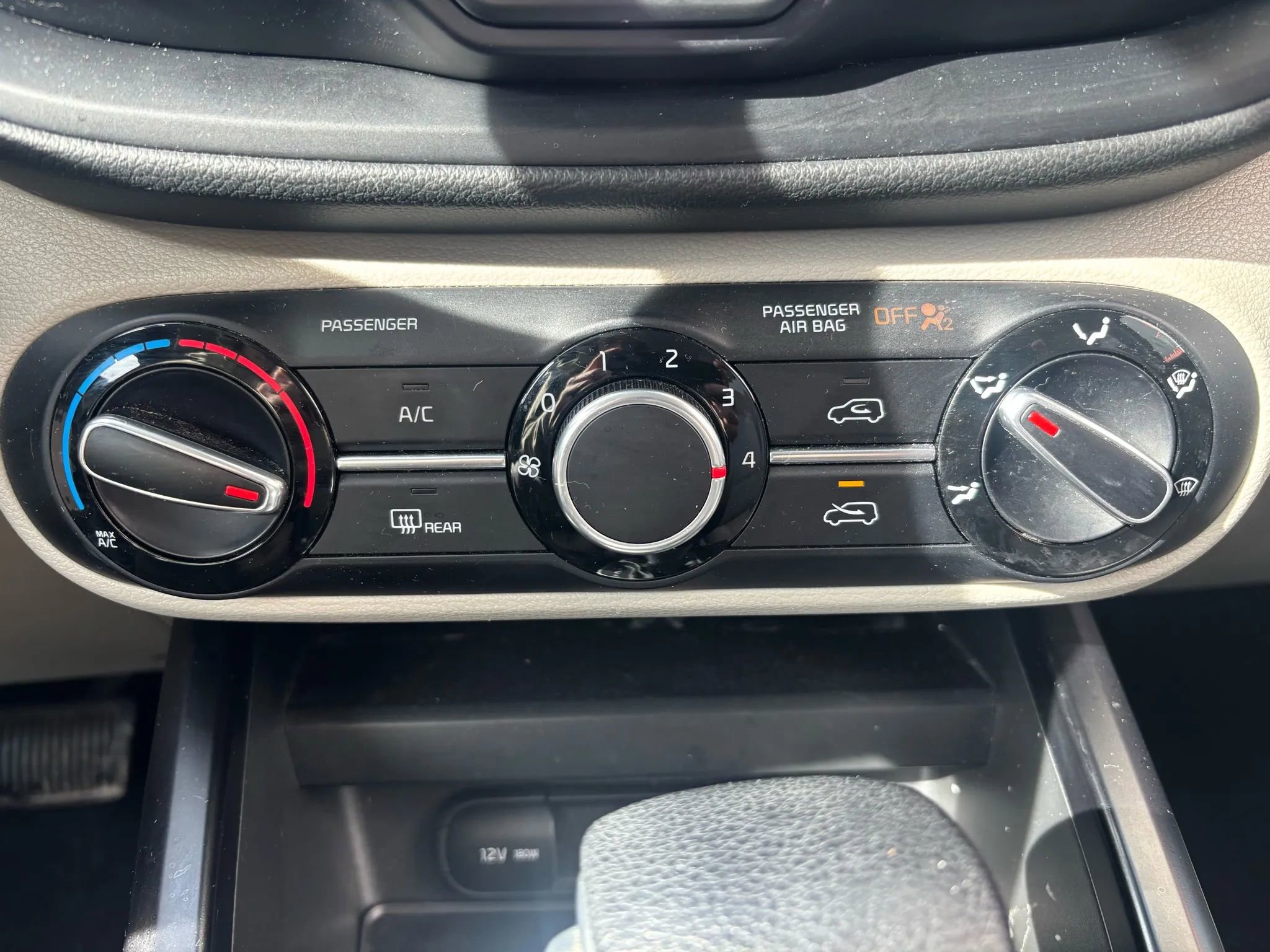 Used 2020 Kia Soul LX image 23