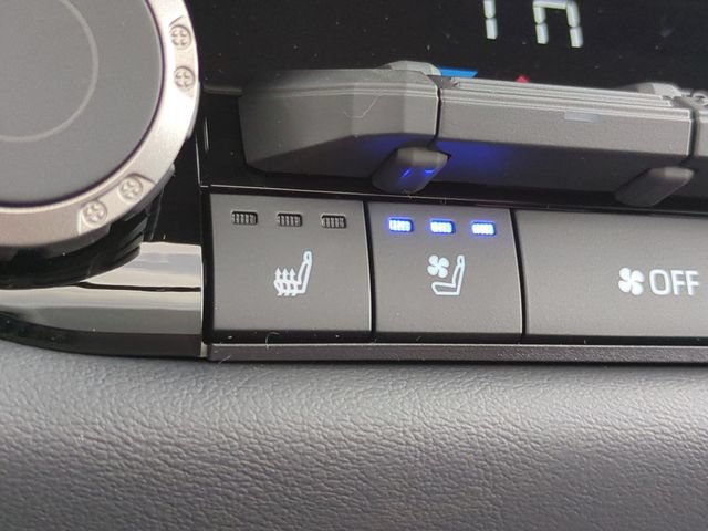 New 2026 Toyota Tundra Platinum AWD/4WD image 21