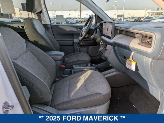 New 2025 Ford Maverick XLT w/ XLT Luxury Package image 24