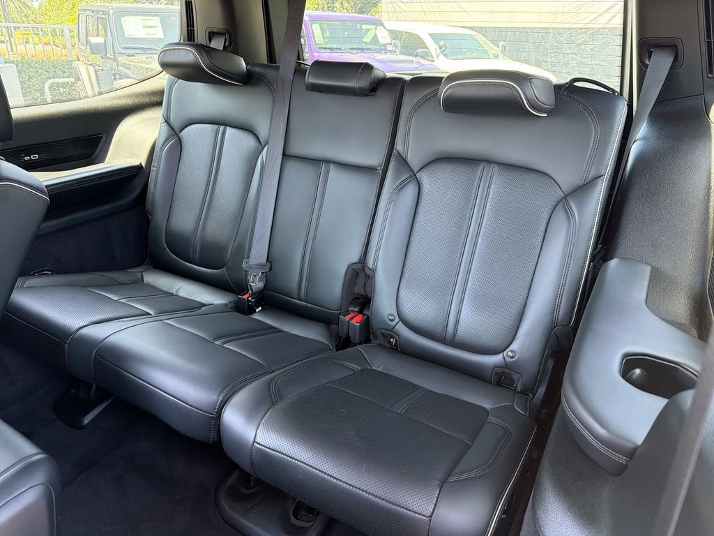 Used 2022 Jeep Grand Wagoneer Series II w/ Convenience Group III AWD/4WD image 27