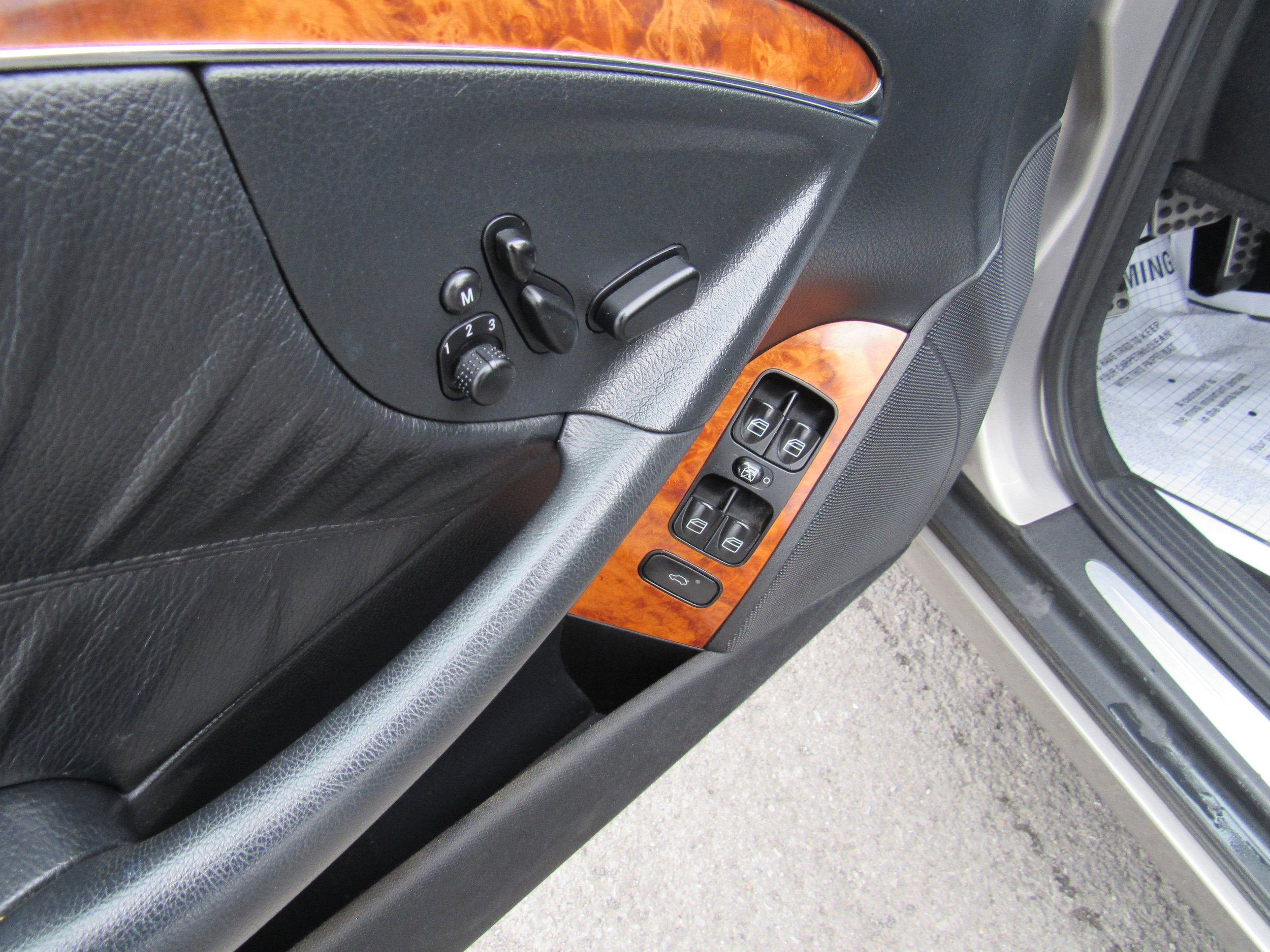 Used 2006 Mercedes-Benz CLK 350 Cabriolet image 19