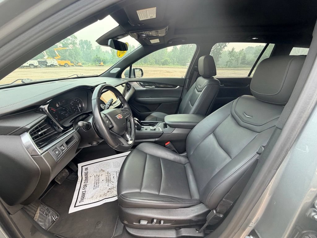 Used 2023 Cadillac XT6 Premium Luxury FWD image 21