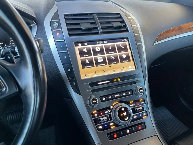 Used 2017 Lincoln MKZ Select w/ Select Plus Package FWD image 11