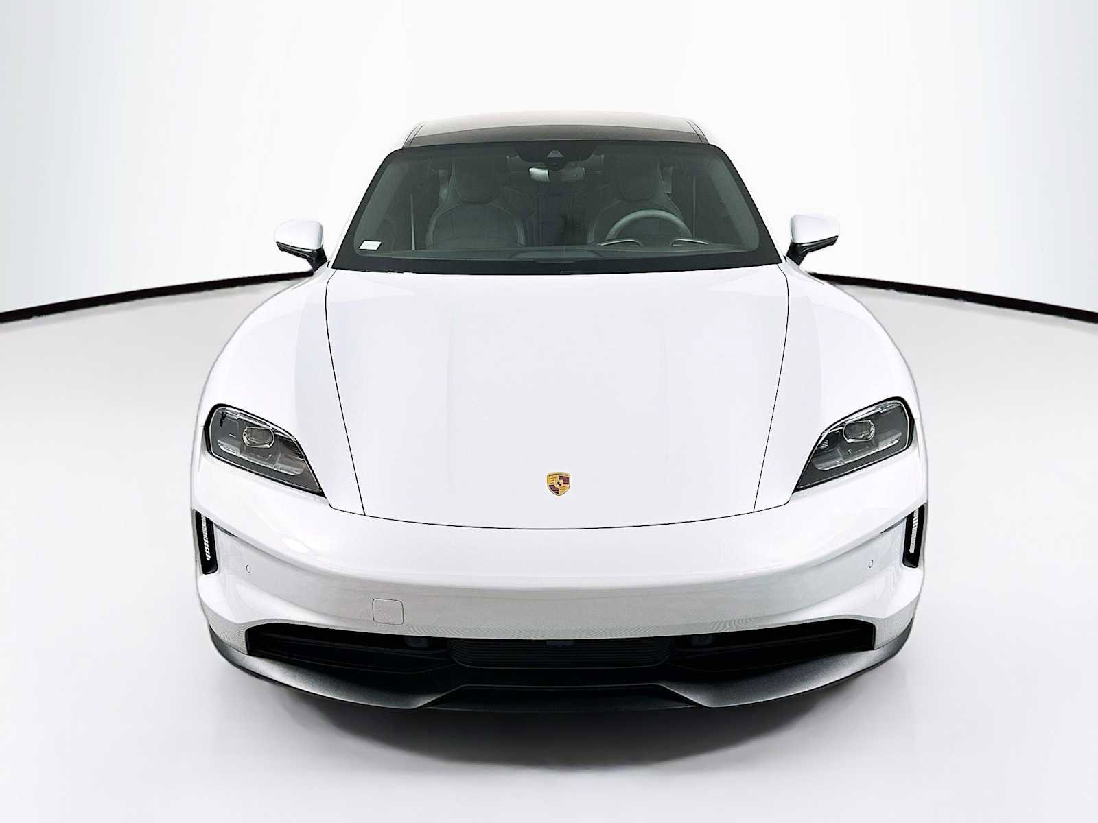 Certified 2025 Porsche Taycan image 6