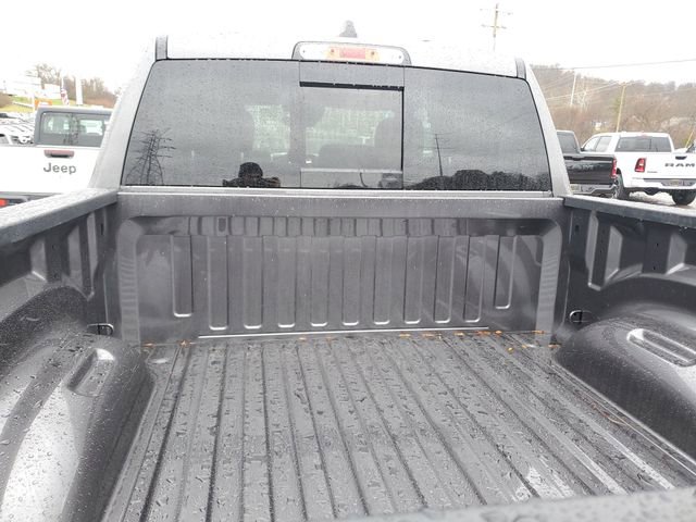 New 2026 RAM 1500 4x4 Crew Cab image 5