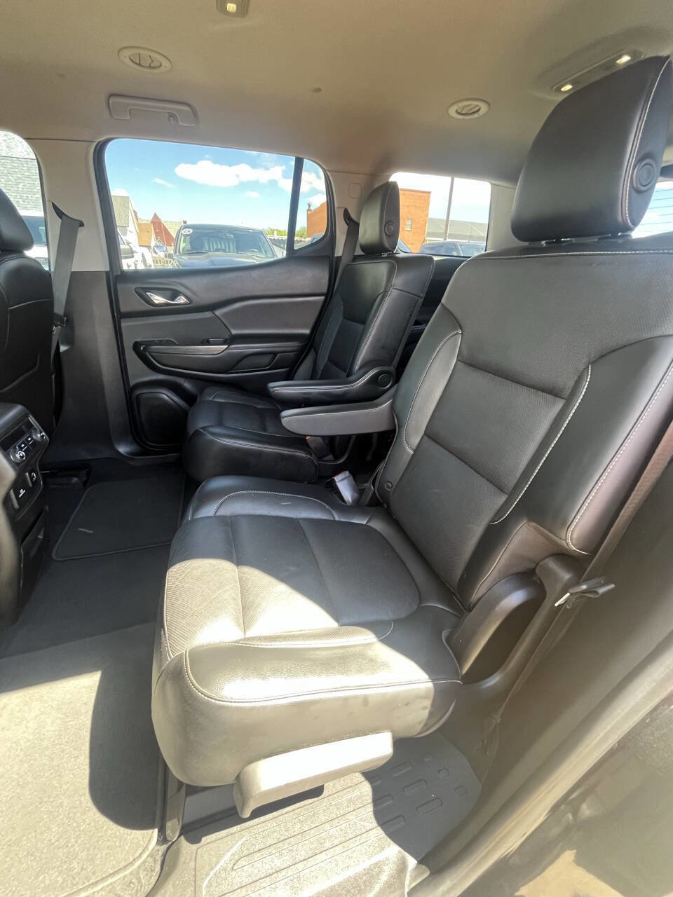 Used 2018 GMC Acadia SLT image 20