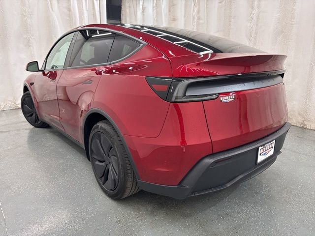 Used 2026 Tesla Model Y 2WD image 6