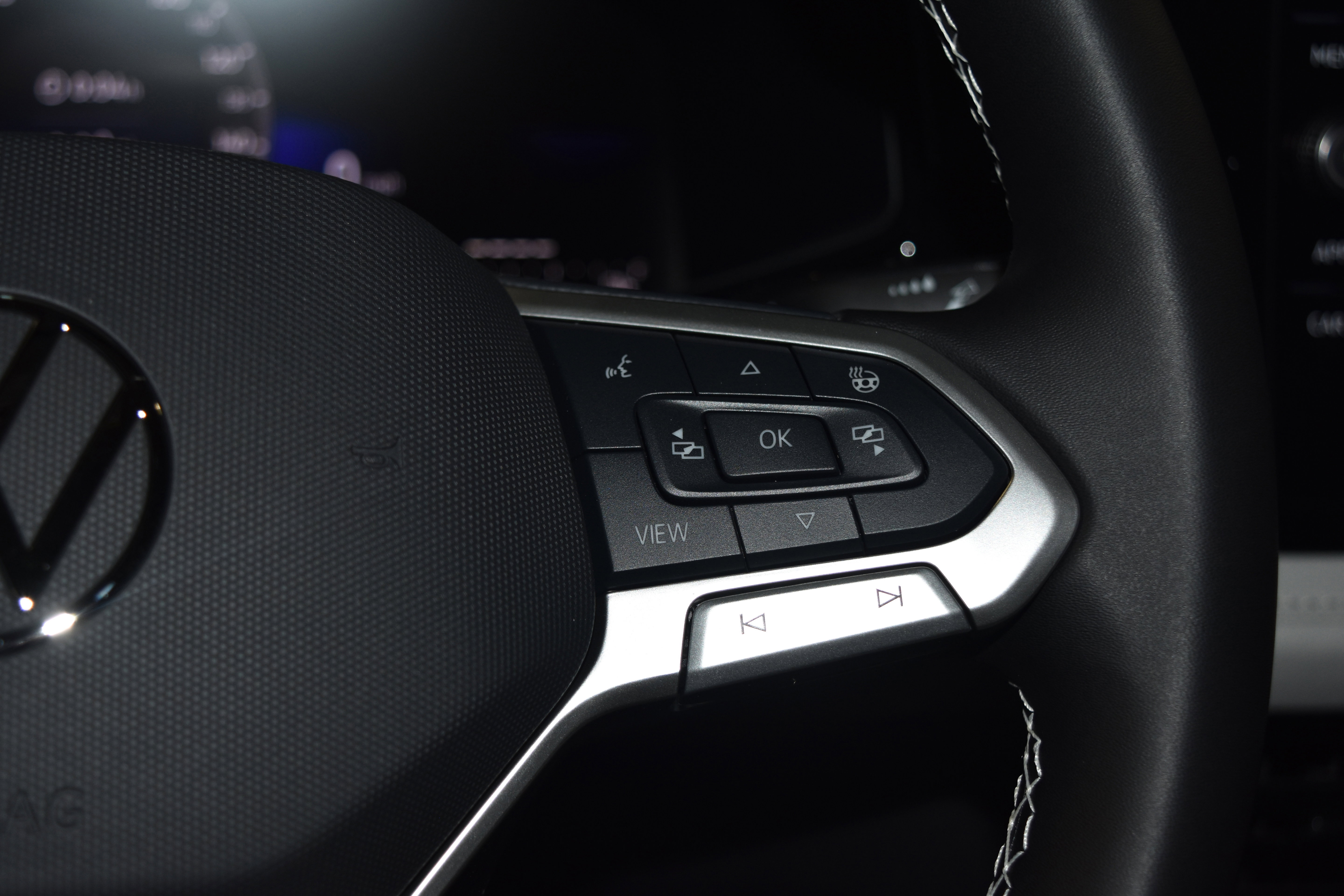 New 2025 Volkswagen Taos S image 7