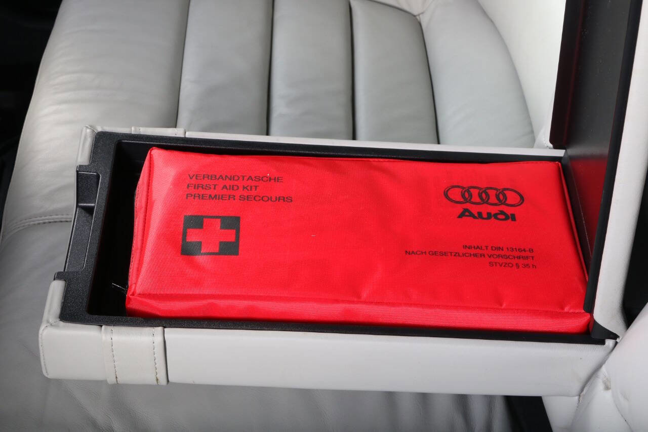 Used 2000 Audi S4 Sedan image 66