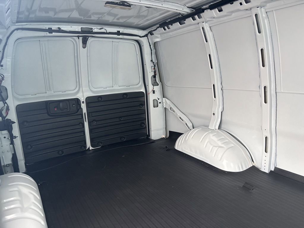 New 2025 Chevrolet Express 2500 w/ Driver Convenience Package image 40
