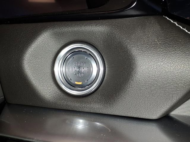 New 2026 Chevrolet Corvette E-Ray image 19