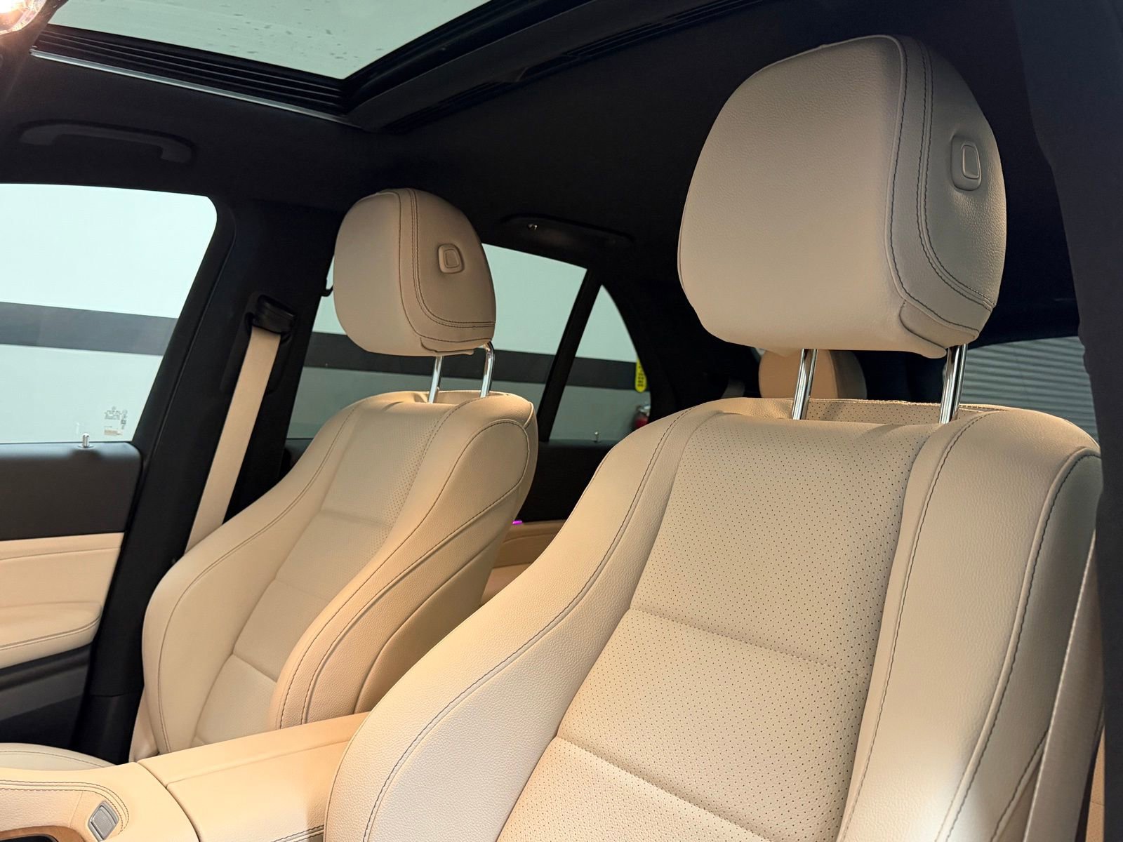 Certified 2025 Mercedes-Benz GLE 350 4MATIC image 24