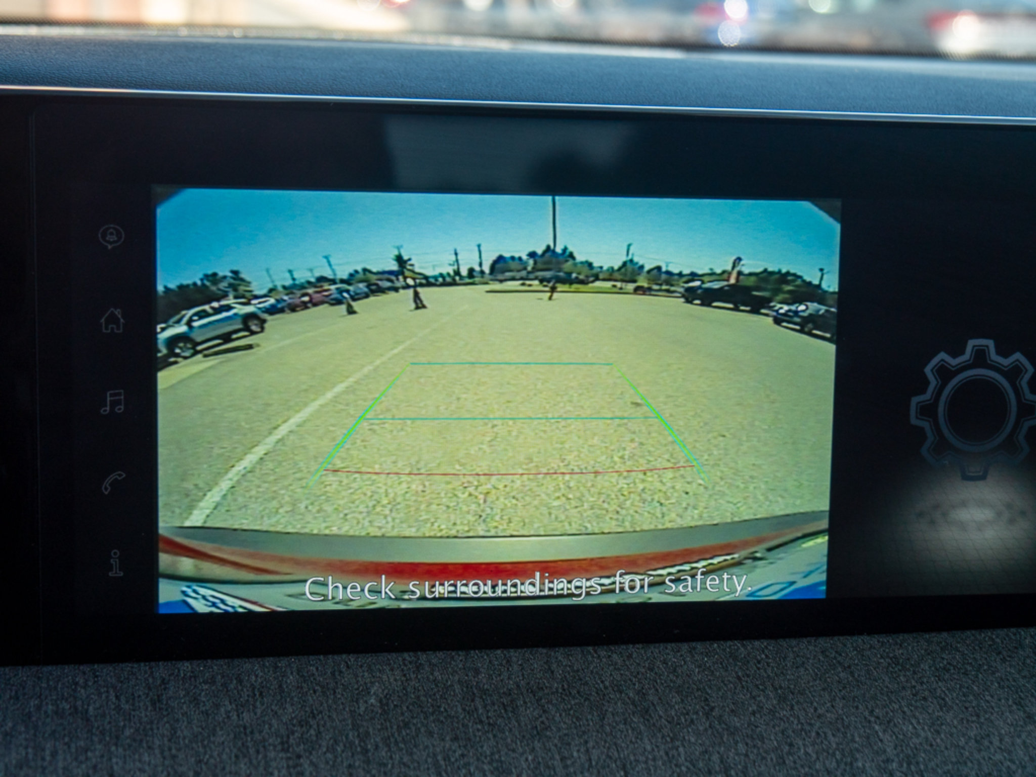 Used 2025 Nissan Kicks SV AWD/4WD image 24