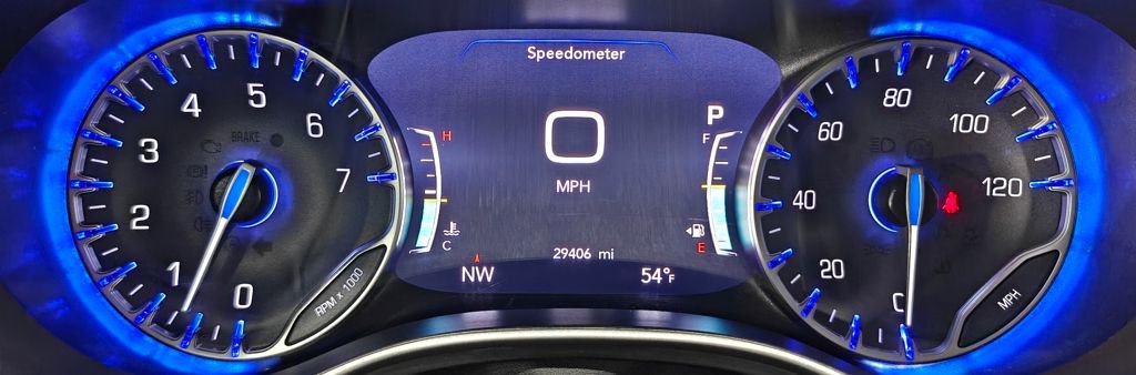Used 2024 Chrysler Pacifica Touring-L image 61