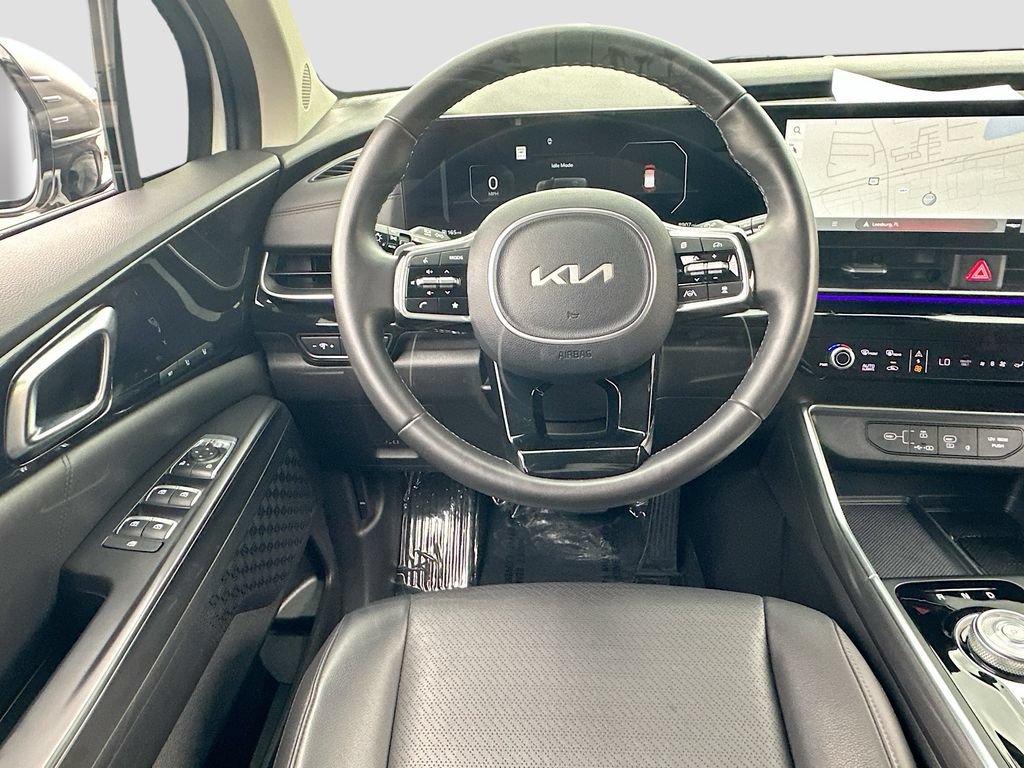 Certified 2025 Kia Carnival SX Prestige FWD image 24