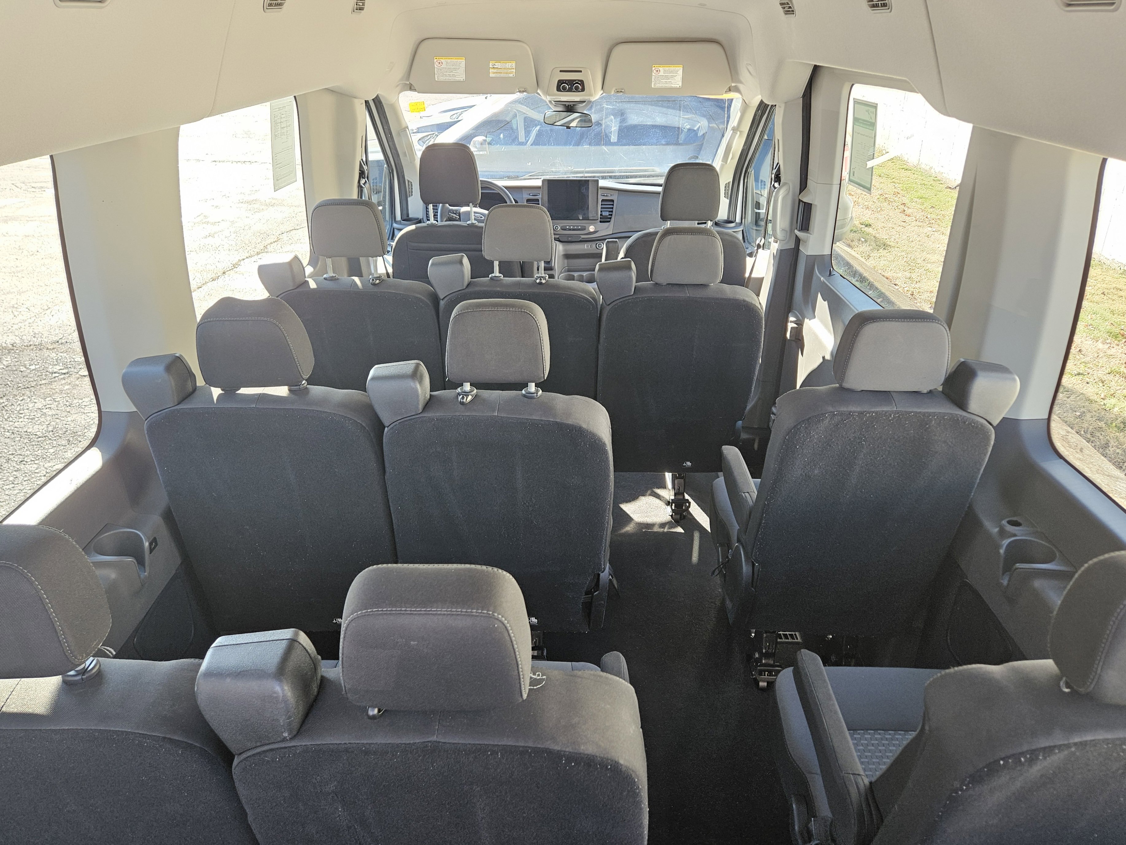 Used 2022 Ford Transit 350 XLT image 17