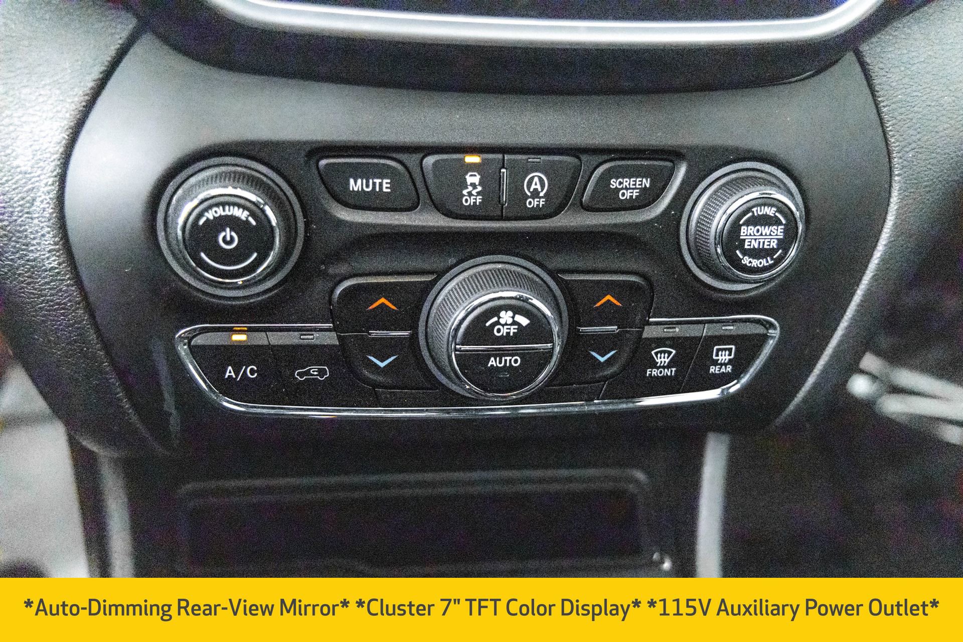 Used 2021 Jeep Cherokee Latitude Lux 80th Anniv w/ Quick Order Package 26U 80TH image 14