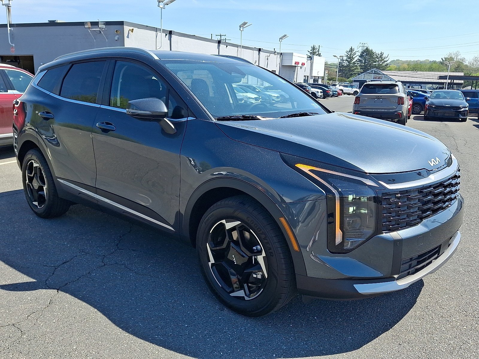New 2026 Kia Sportage EX AWD/4WD image 2